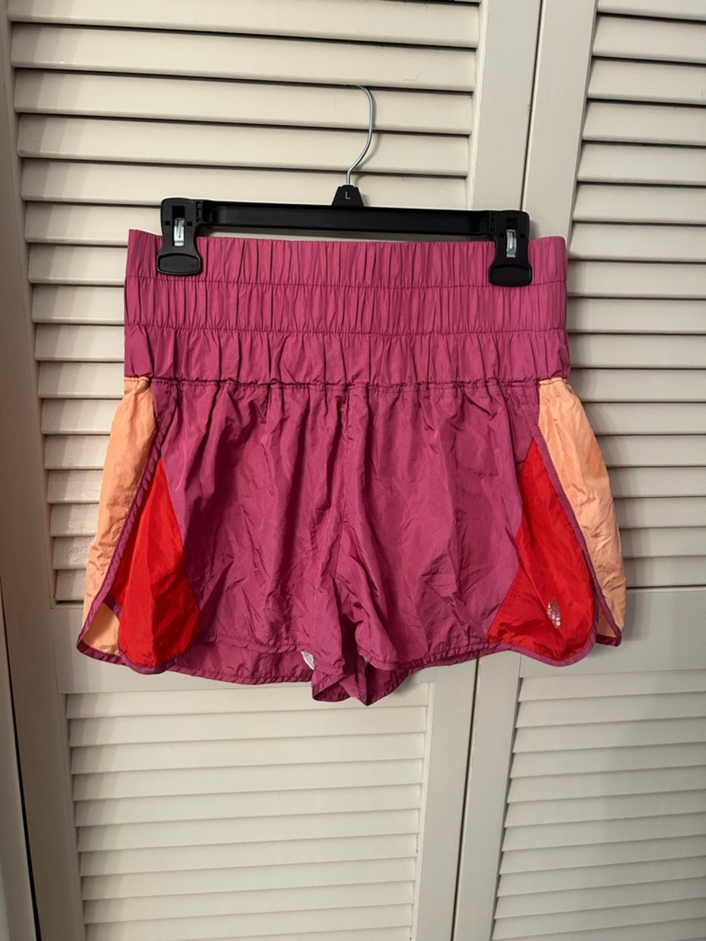 Women's  Free people way home- high Waist Colorblock Running Shorts - - Picture 2 of 3